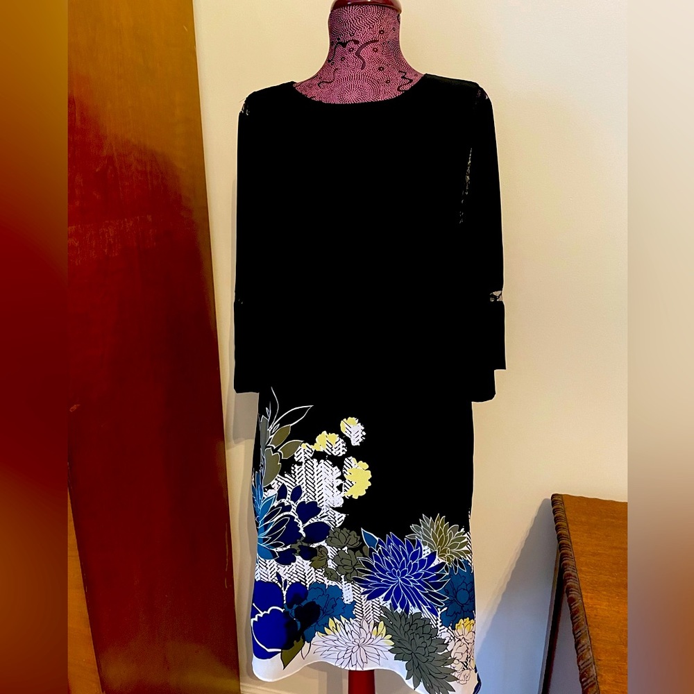 SIZE MED | APT. 9 Black Floral Shift Dress Fully Lined Knee Length 3/4 sleeves